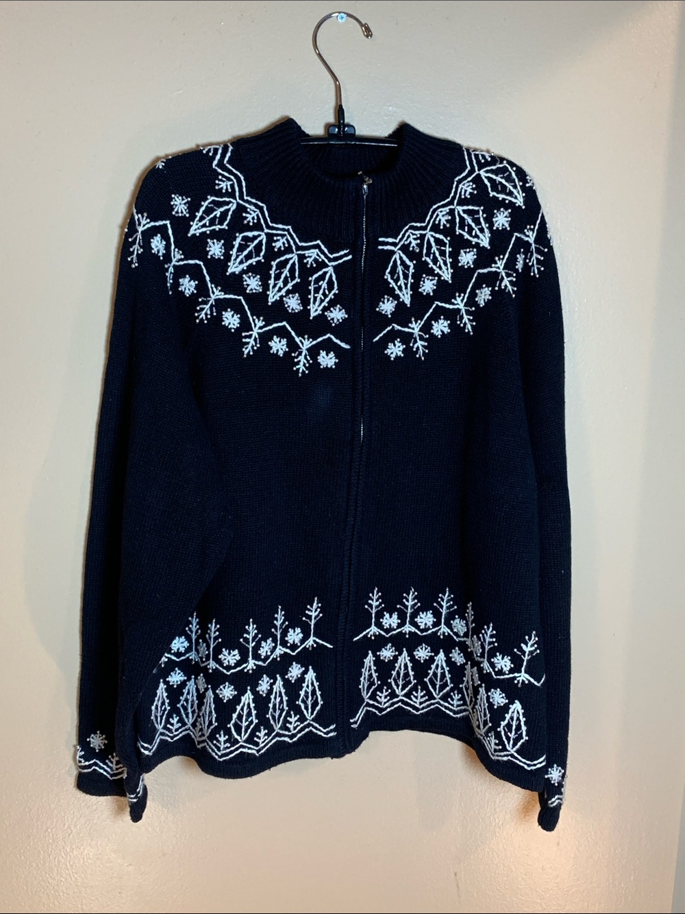 Black Zip-Front Fair Isle Sweater - Women cardigan snowflake leaf embroidered
